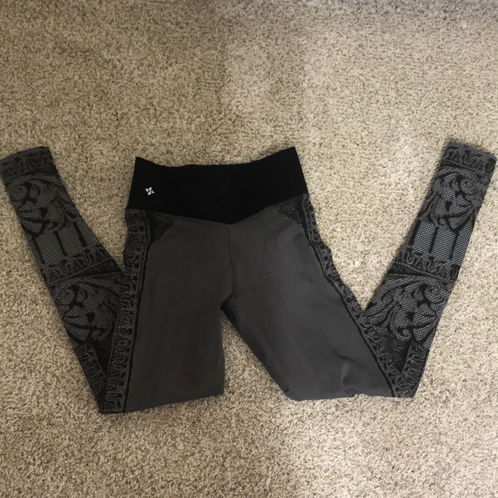 NUX leggings